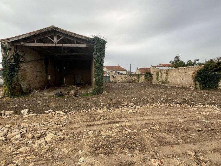 Image de terrain à Vérines