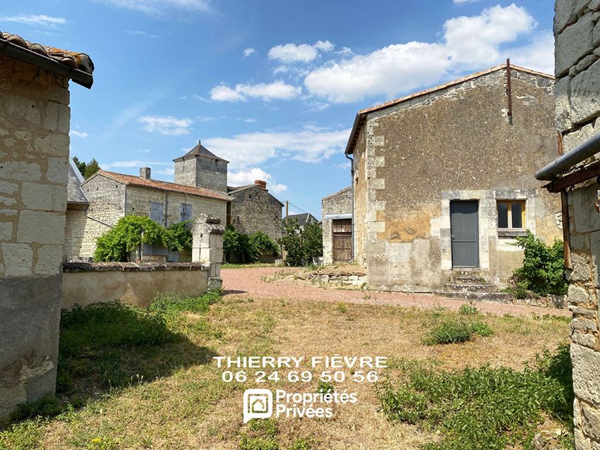 Image Façade à  maison individuelle de Curçay-sur-Dive