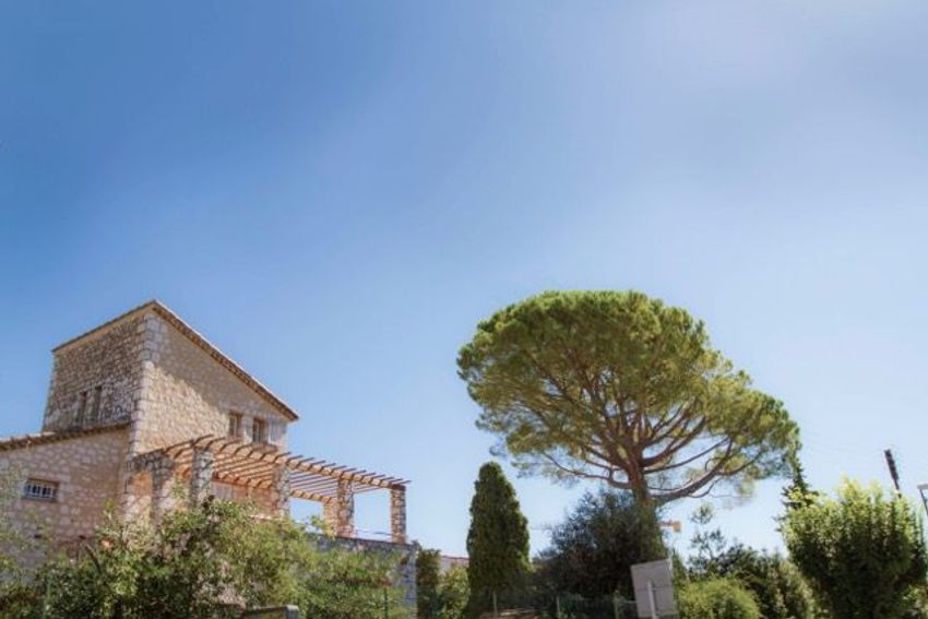 Image Façade à  maison individuelle de Vence