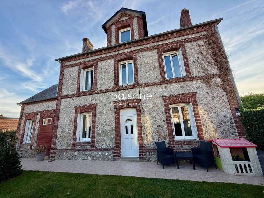Image Façade à  maison individuelle de Saint-Pierre-en-Port