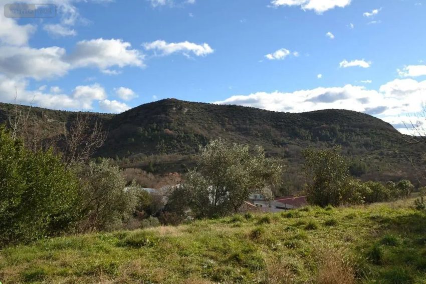 Image Vue à terrain de Uzer