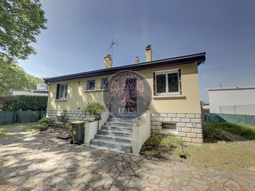 Image Façade à  maison individuelle de Dreux