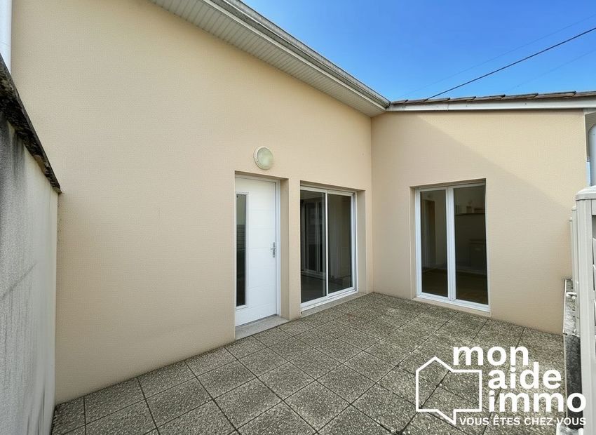 Image Façade à  maison individuelle de Coutras