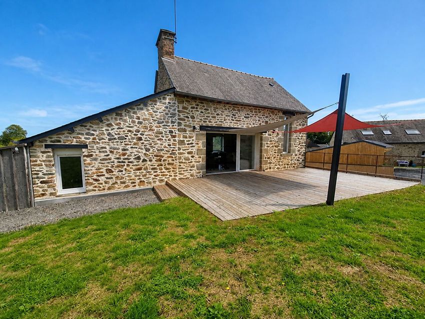 Image Façade à  maison individuelle de Dingé
