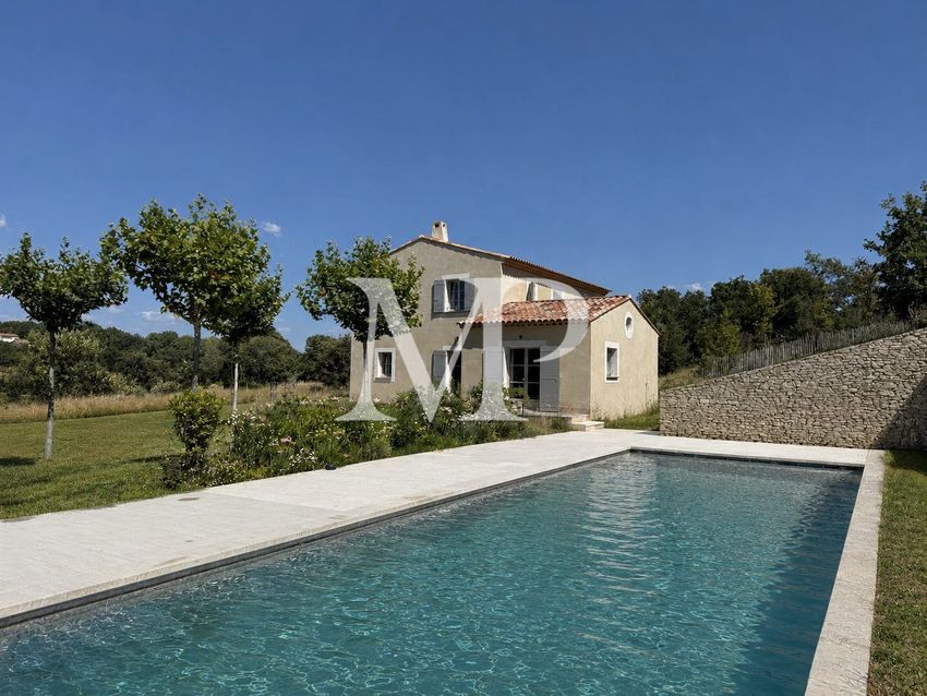 Image Piscine à  maison individuelle de Goult
