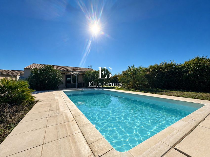 Image Piscine à  maison mitoyenne de Beaugeay