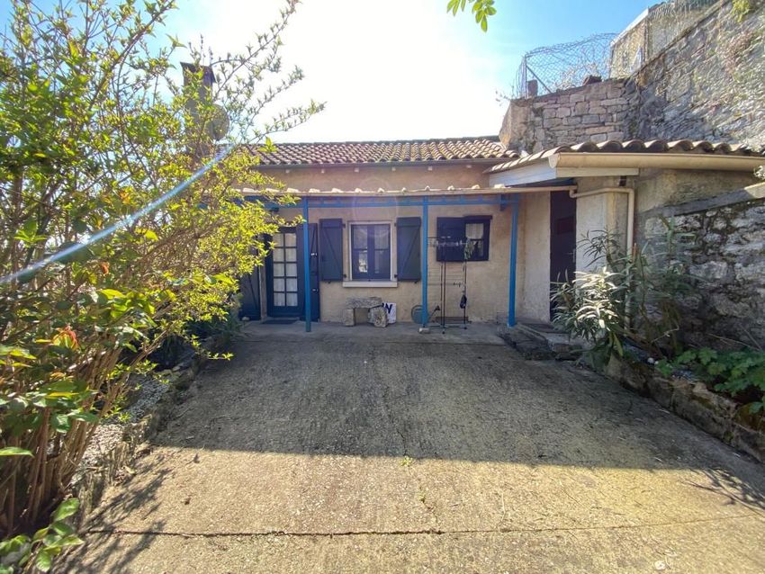 Image Façade à  maison individuelle de Caylus