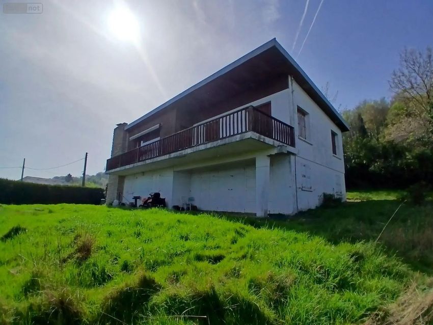 Image Façade à  maison individuelle de La Rivière-Saint-Sauveur