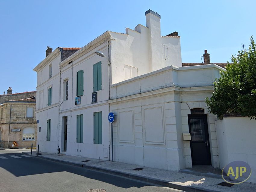 Image Vue à  maison mitoyenne de Pauillac