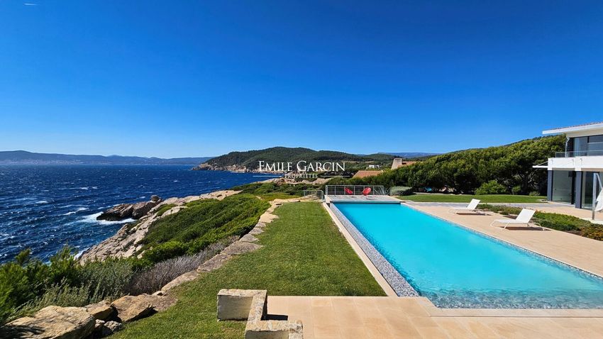 Image Piscine à  villa de Saint-Cyr-sur-Mer