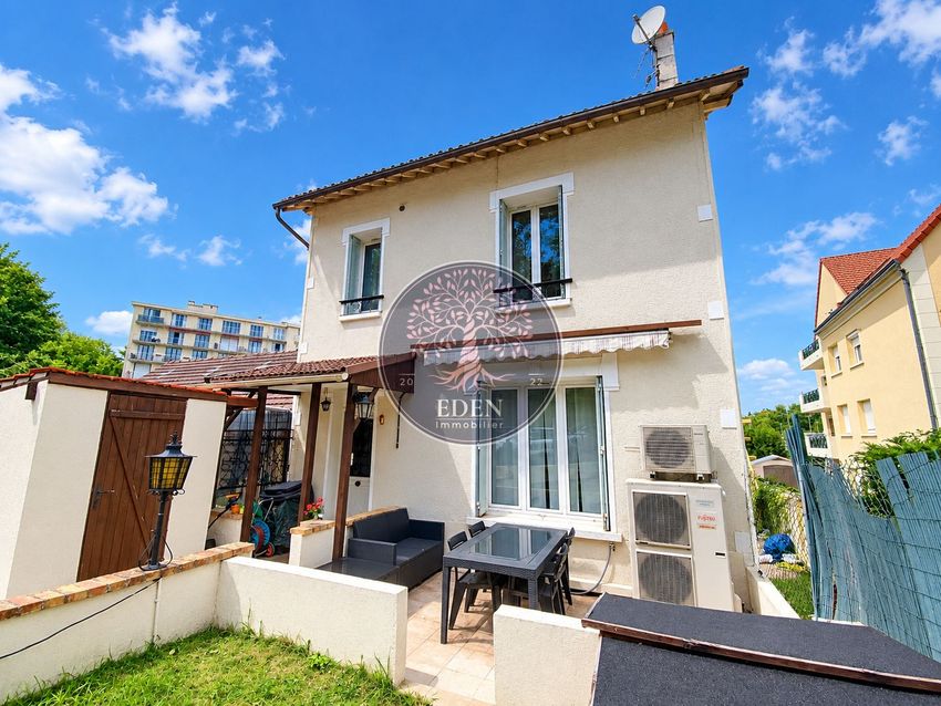 Image Façade à  maison individuelle de Dreux