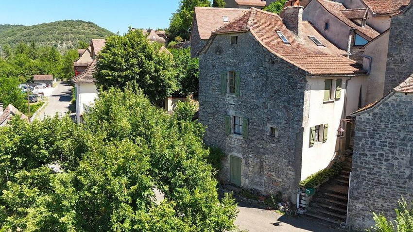 Image Façade à  maison individuelle de Larnagol
