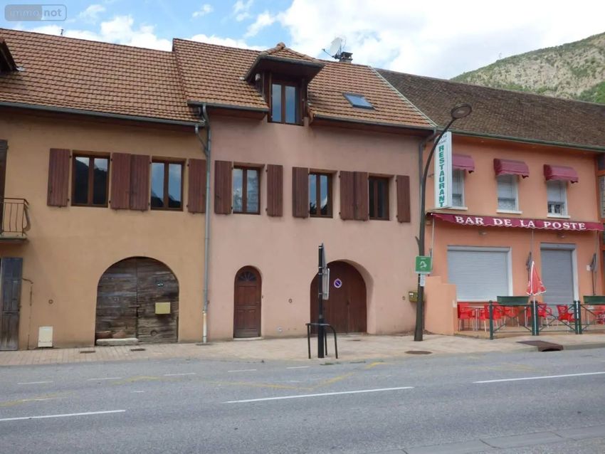 Image Façade à  maison individuelle de Espinasses