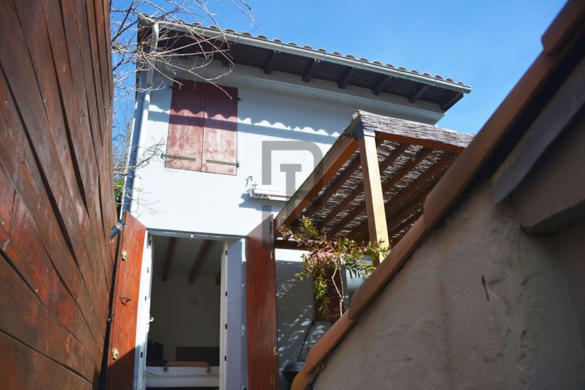 Image Façade à  maison individuelle de Quillan