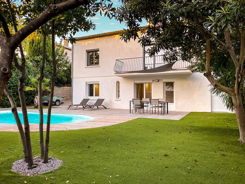 Image Piscine à  maison individuelle de Le Crès