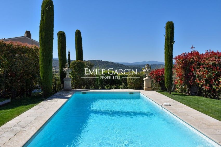 Image Piscine à  villa de Gassin
