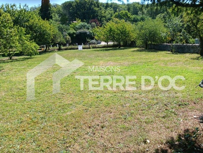 Image de terrain à Saint-Juéry