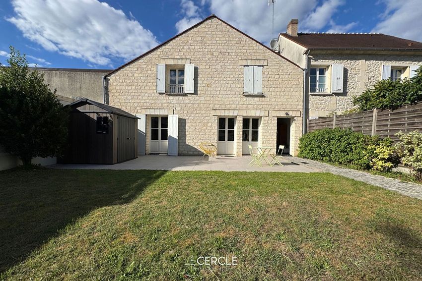 Image Façade à  maison individuelle de Apremont
