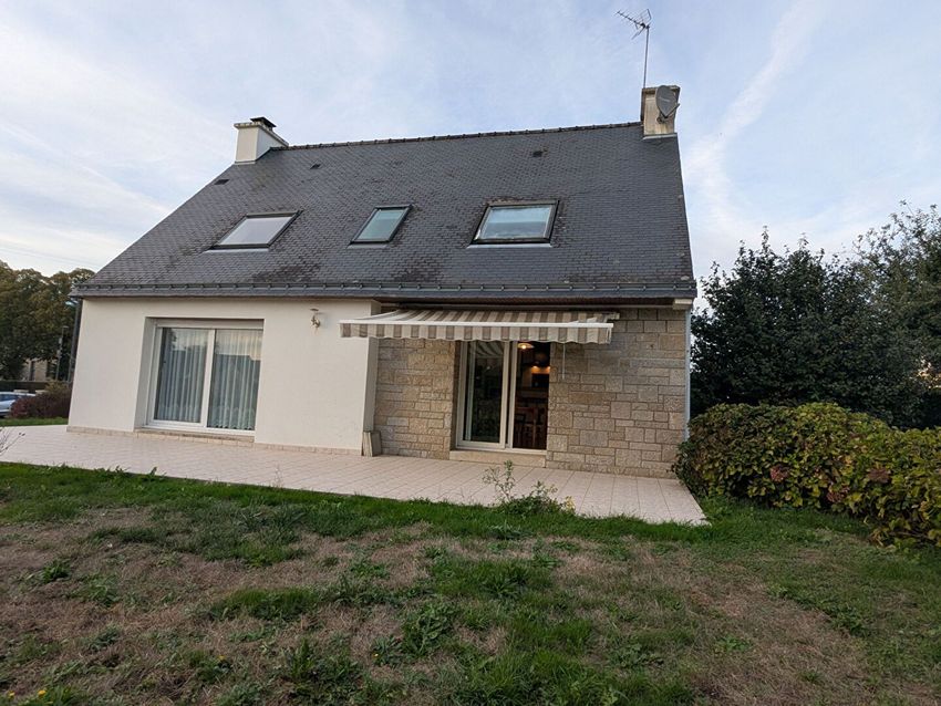 Image Façade à  maison individuelle de Guéhenno
