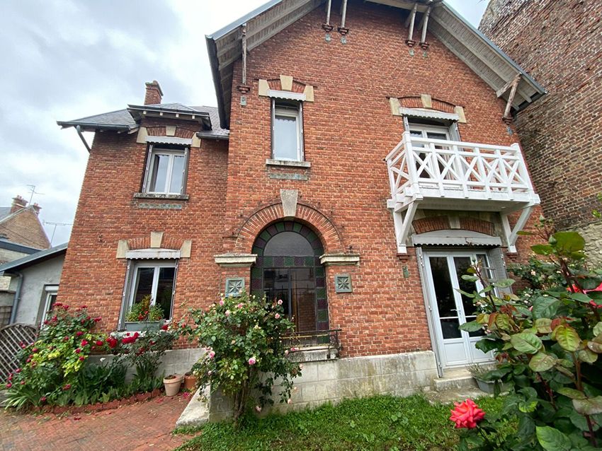 Image Façade à  maison individuelle de La Fère