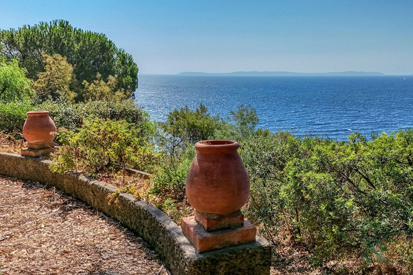 Image Vue à  maison individuelle de Le Lavandou