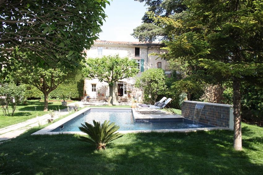 Image Piscine à  maison mitoyenne de Besse-sur-Issole