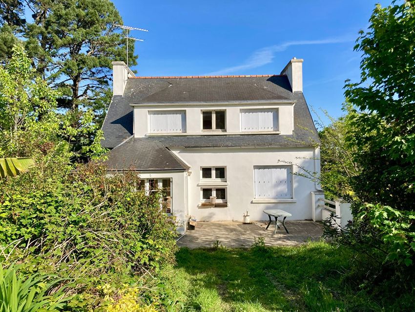 Image Façade à  maison individuelle de Plonéour-Lanvern