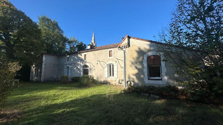 Image Façade à  maison individuelle de Pissos