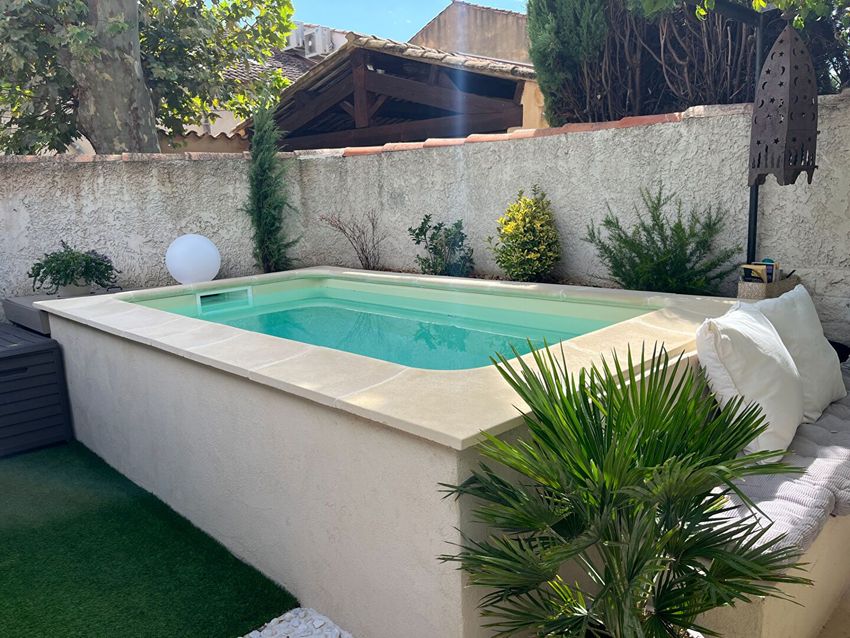 Image Piscine à  maison individuelle de Maillane