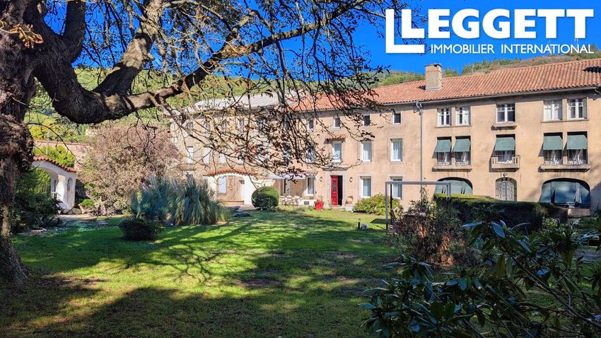 Image Façade à  propriété agricole de Labastide-Rouairoux