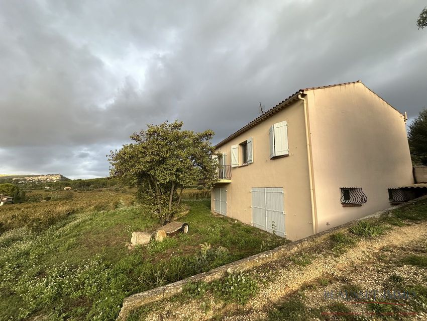Image Façade à  maison individuelle de Le Castellet