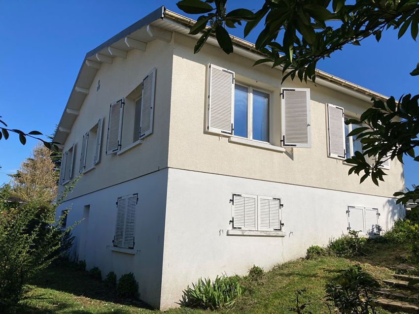 Image Façade à  maison individuelle de Saint-Benoît