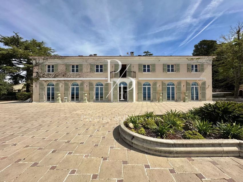 Image Vue à  château de Villefranche-sur-Mer