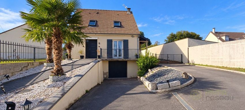 Image Façade à  maison individuelle de Ferrières