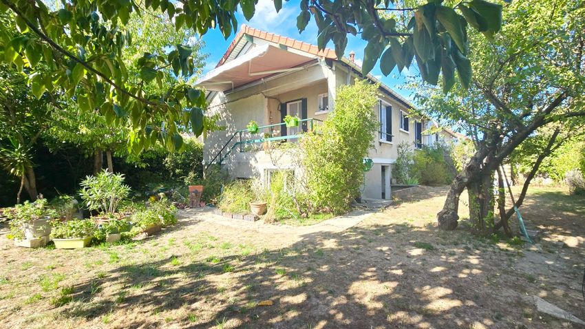 Image Façade à  maison mitoyenne de Savigny-sur-Orge