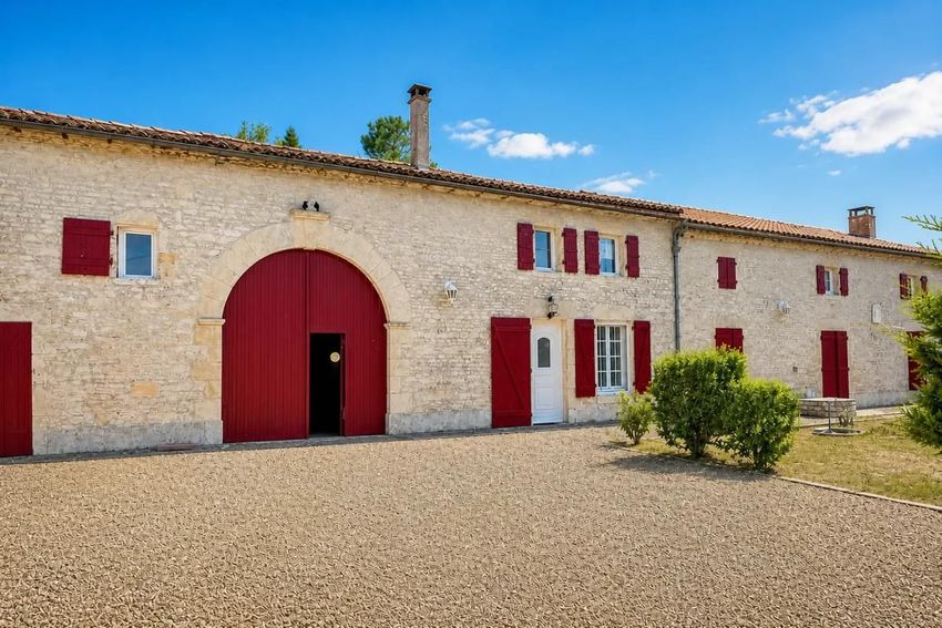 Image Façade à  maison individuelle de Romazières
