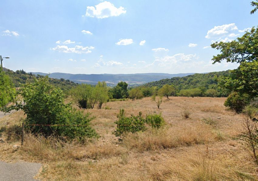 Image Vue à terrain de Reillanne