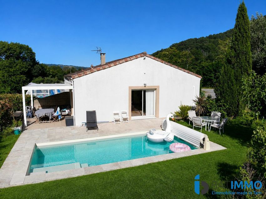 Image Piscine à  maison individuelle de Aussillon