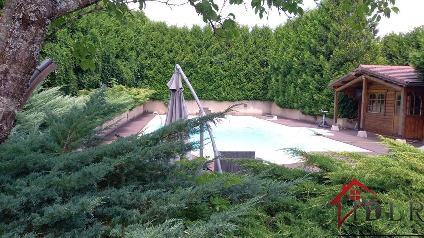 Image Jardin à  maison de village de Charcier