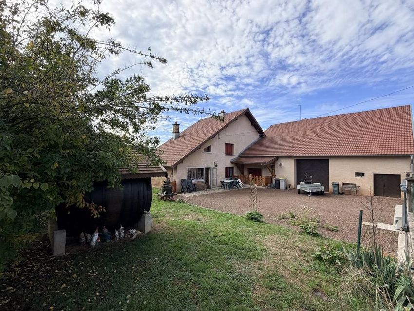 Image Façade à  maison individuelle de Mélisey
