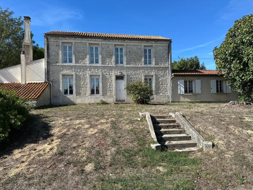 Image Façade à  maison individuelle de Saint-Agnant
