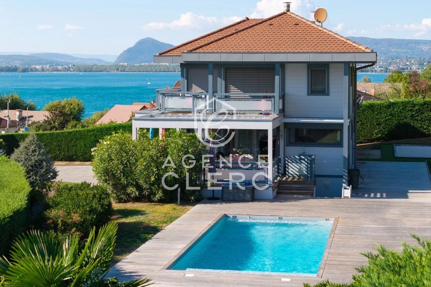 Image Piscine à  maison individuelle de Veyrier-du-Lac