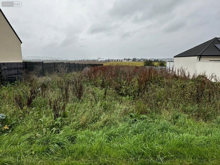 Image de terrain à Étigny