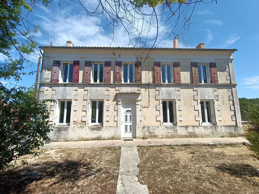 Image Façade à  maison individuelle de Champdolent