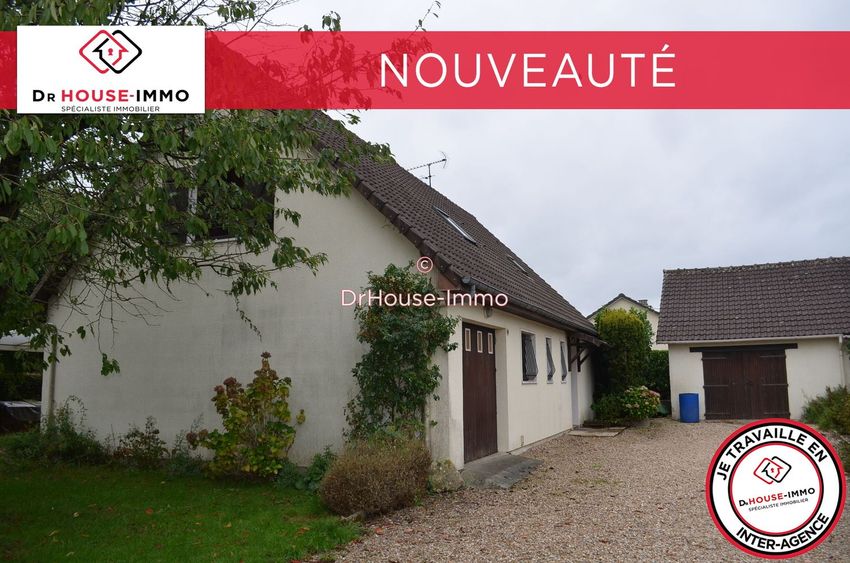 Image Façade à  villa de Grand-Camp