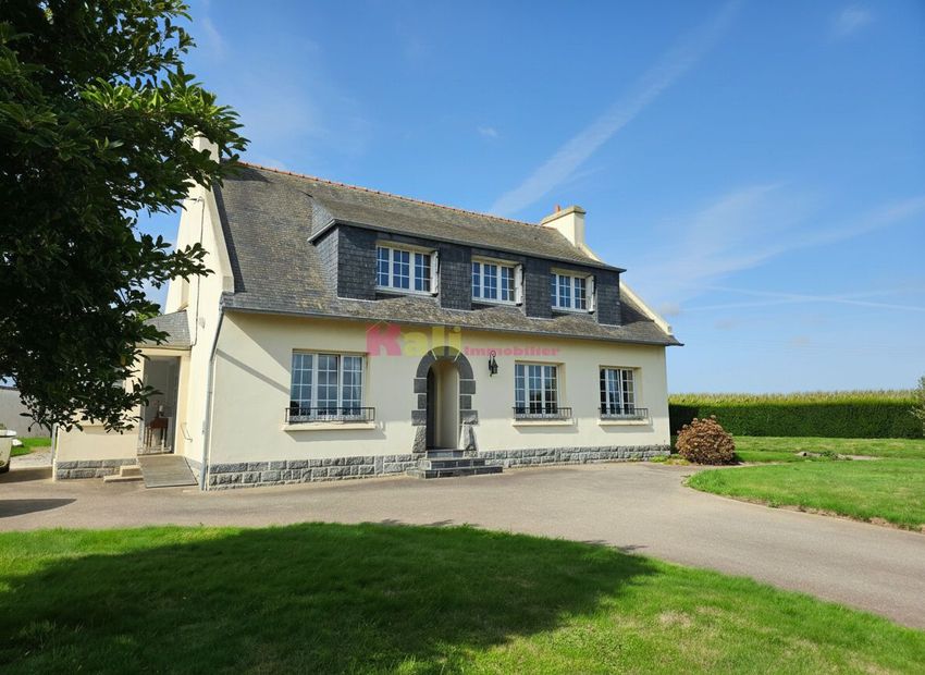 Image Façade à  maison individuelle de Saint-Derrien