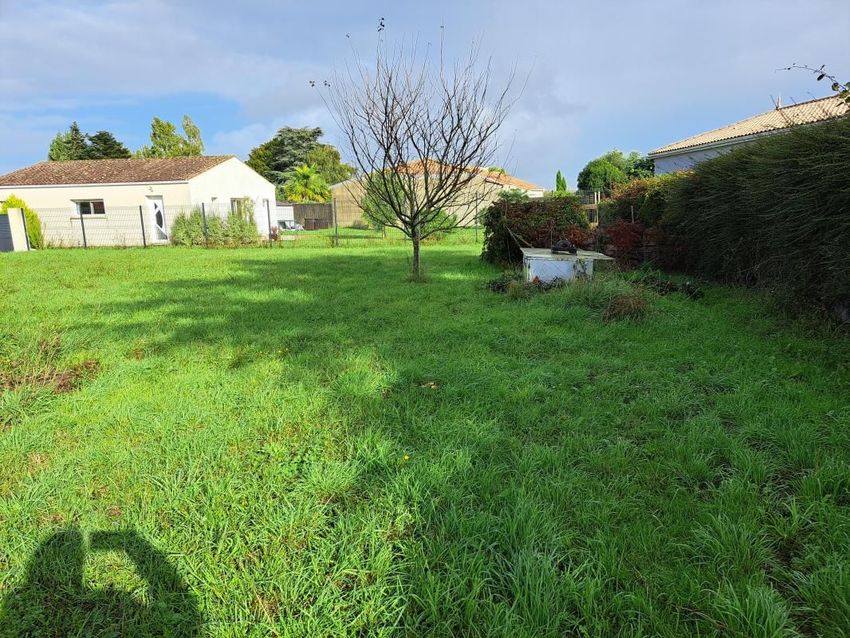 Image de terrain à Dompierre-sur-Mer
