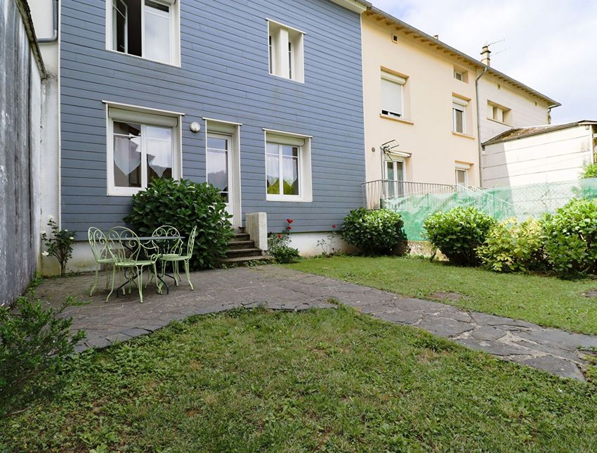 Image Façade à  maison individuelle de Lacaune