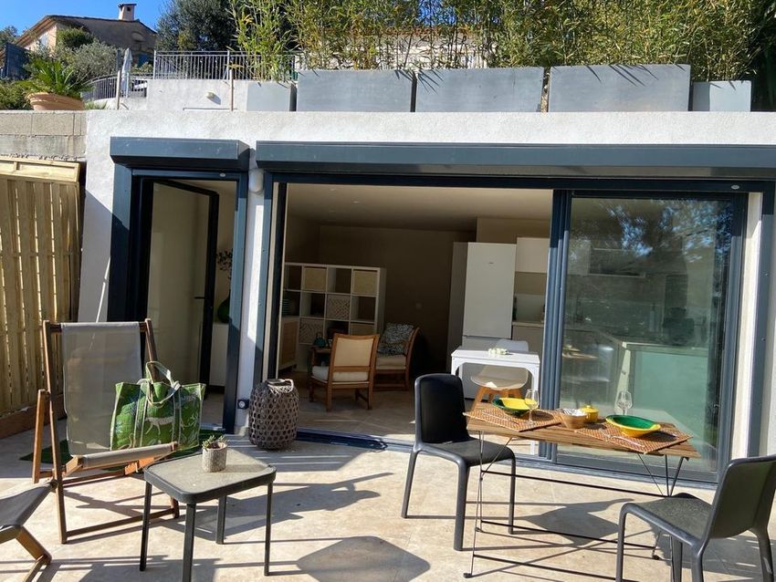 Image Terrasse à studio de Saint-Raphaël