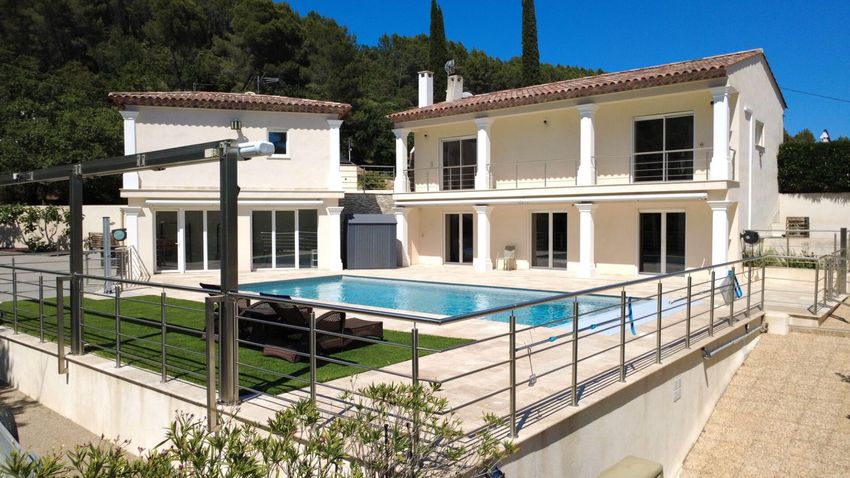 Image Piscine à  villa de La Motte